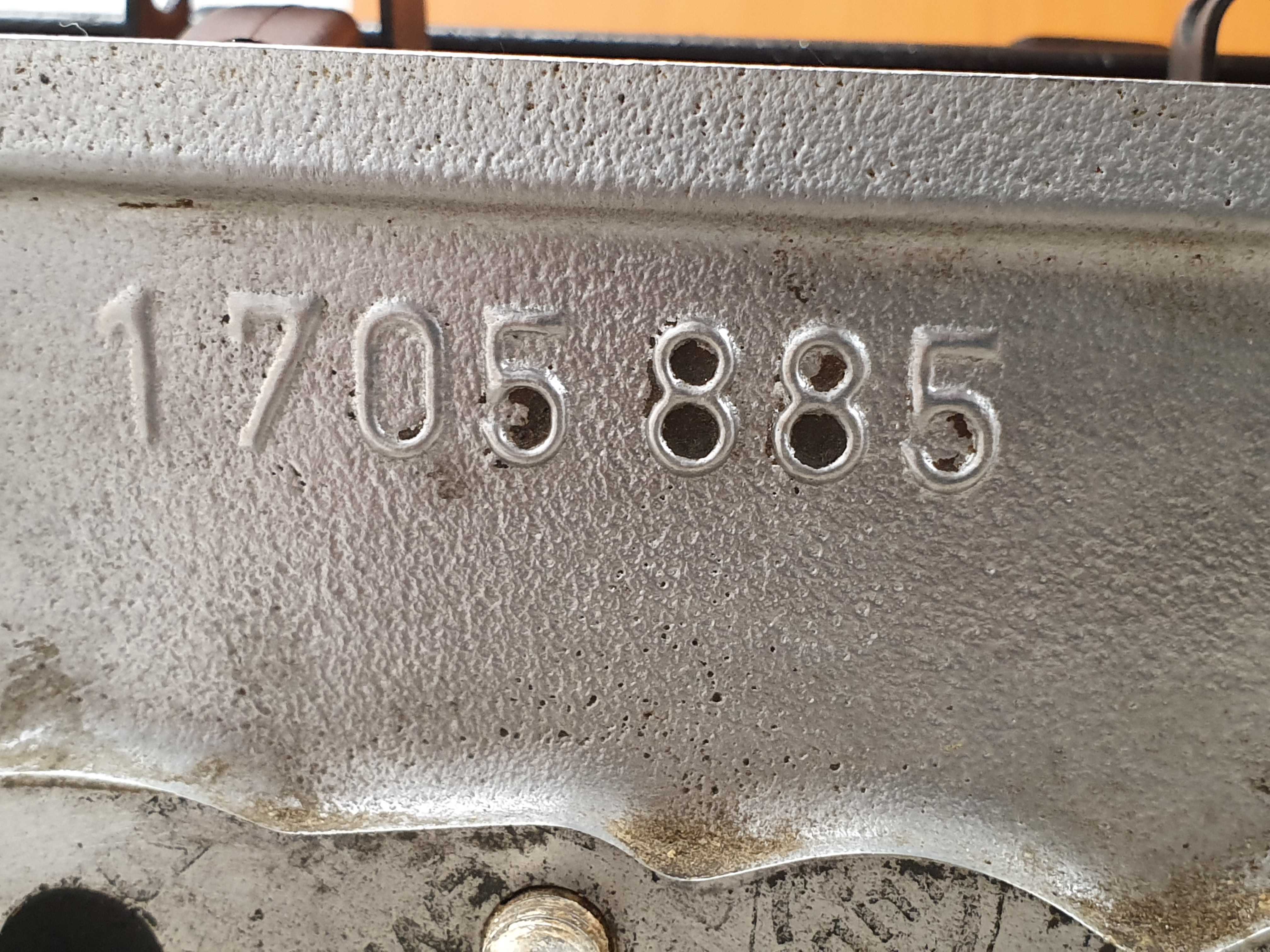 885_3.jpg